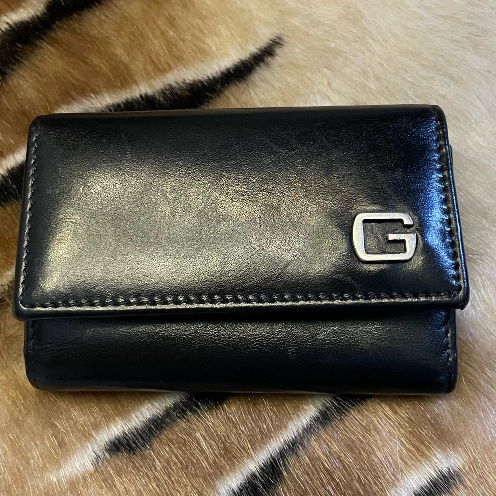 Authentic Gucci Key Holder - Black leather VGC